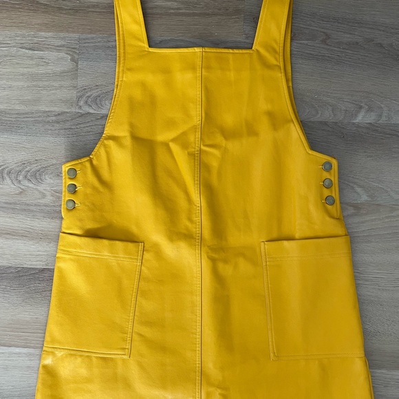 faux leather yellow mini dress with two large pockets - Picture 1 of 1